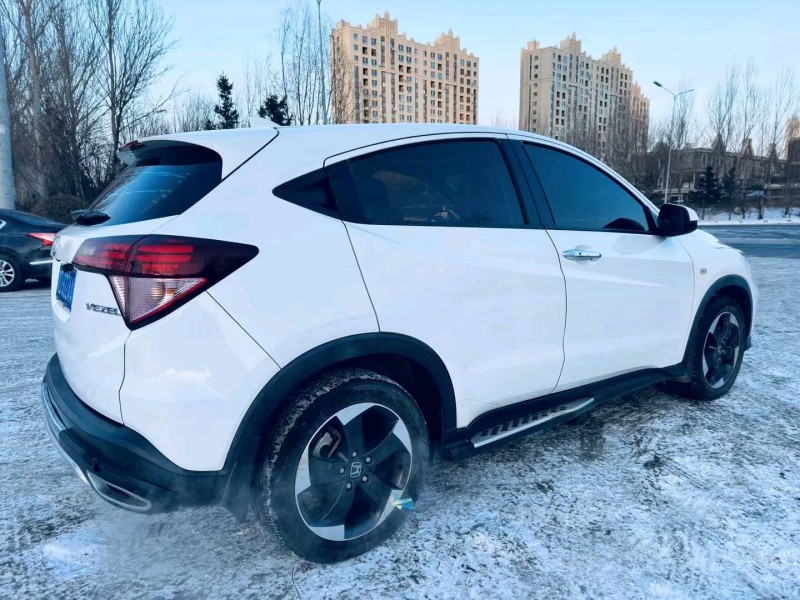 沈阳17年本田缤智6