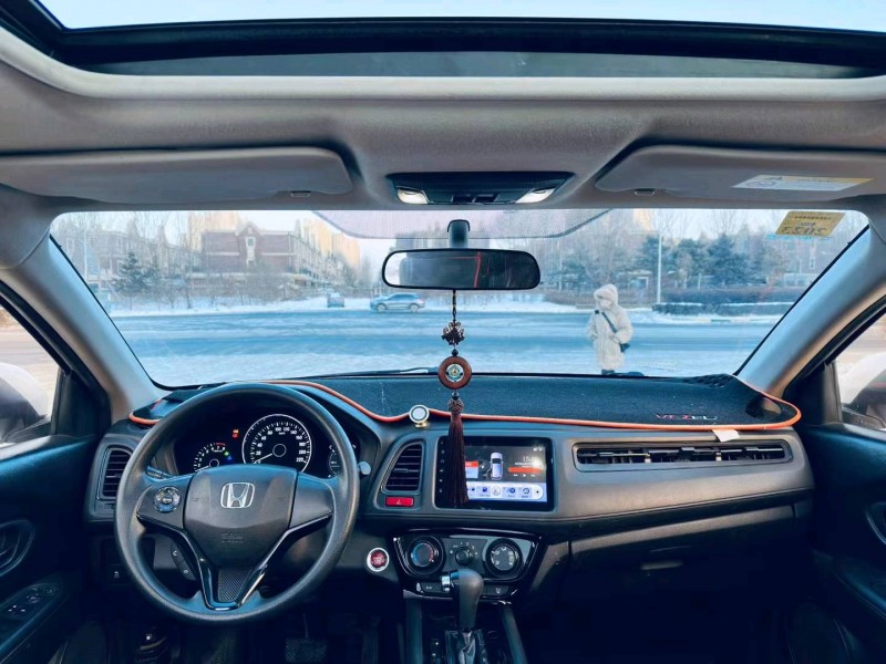 沈阳17年本田缤智9