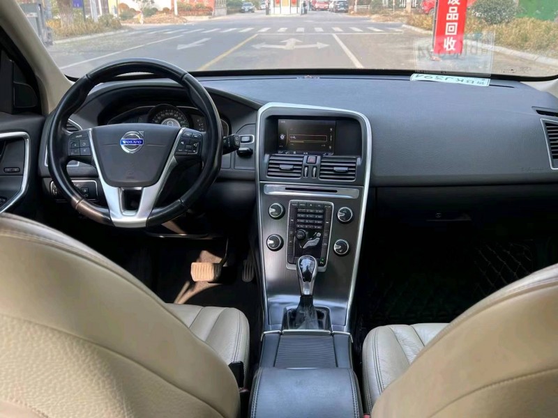 枣庄13年沃尔沃XC605