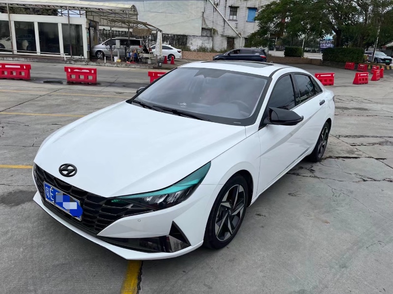 广州22年现代伊兰特4