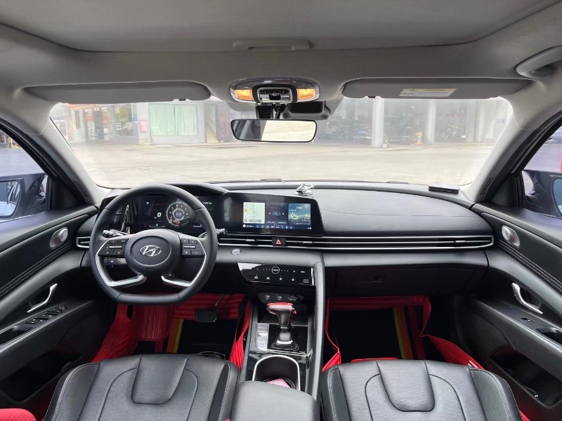 广州22年现代伊兰特9