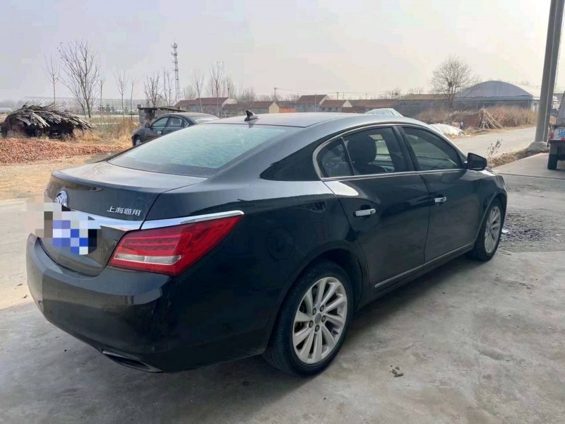 枣庄15年别克君越4