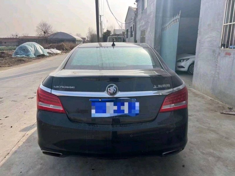 枣庄15年别克君越7