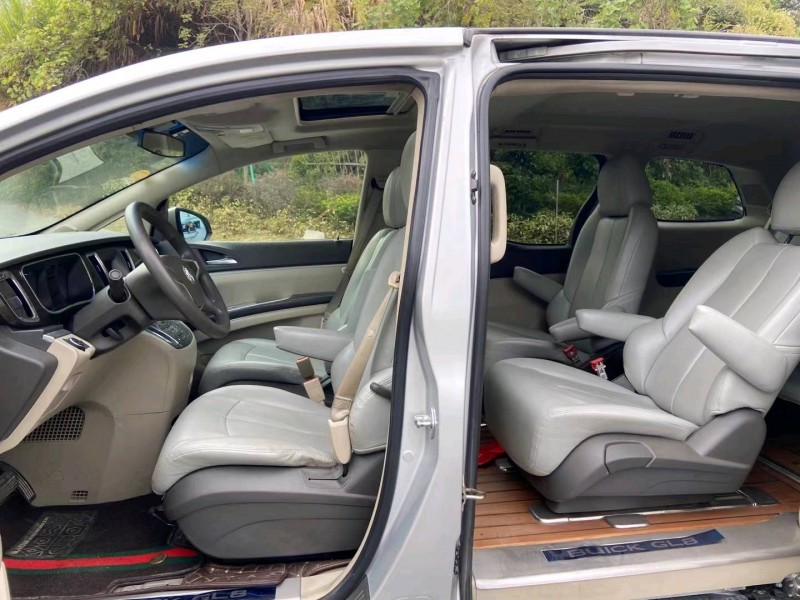 广州11年别克GL88