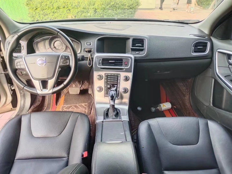 潍坊20年沃尔沃S60L6