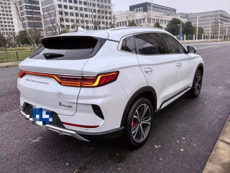 武汉21年比亚迪宋4