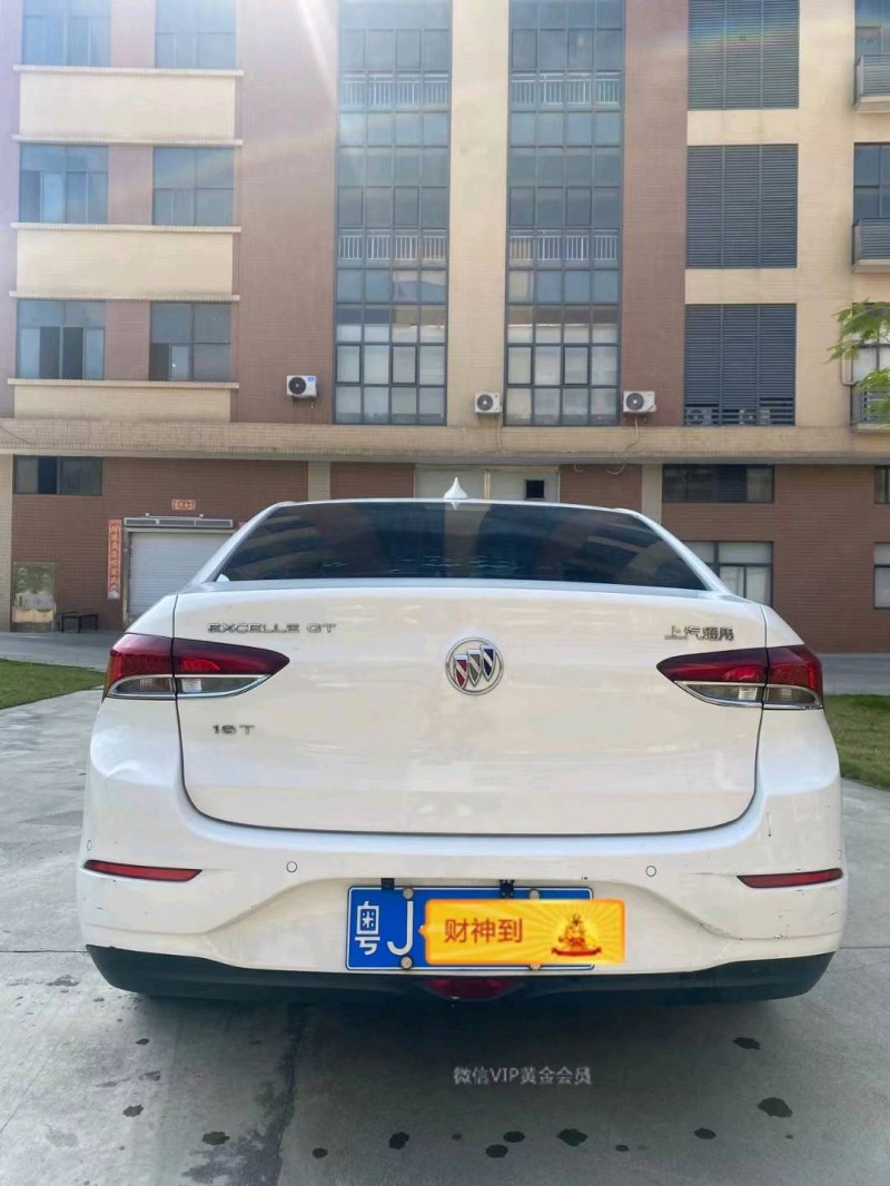 佛山18年别克英朗9