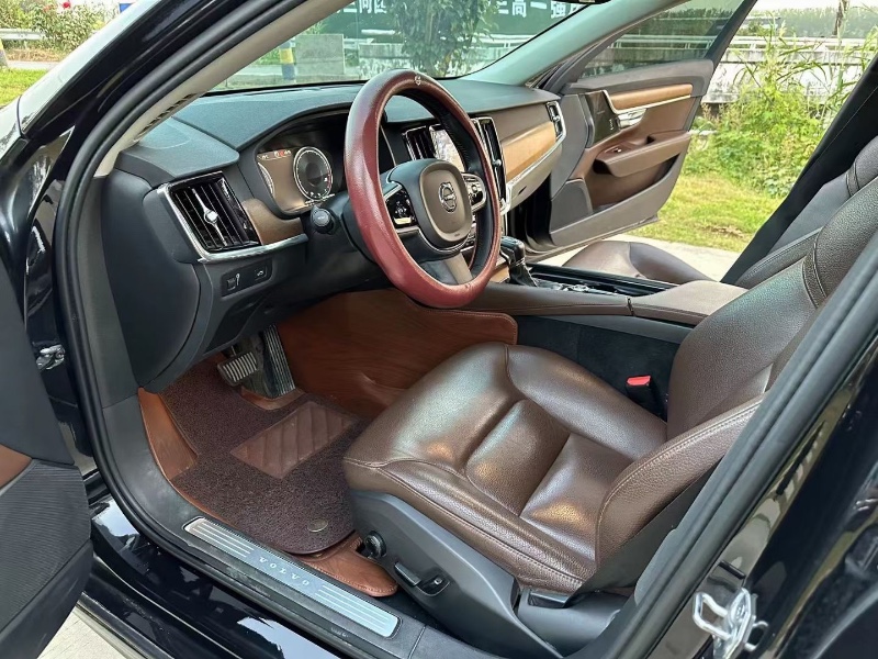 徐州18年沃尔沃S903