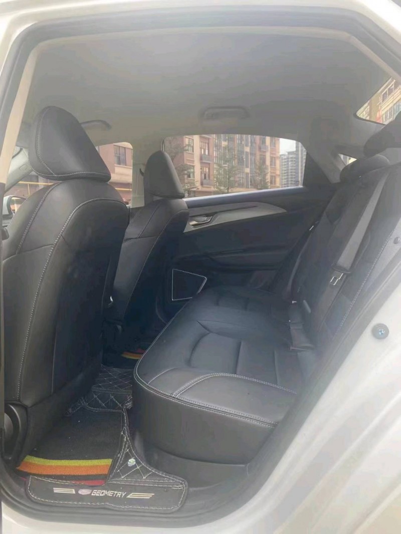 佛山23年吉利几何6