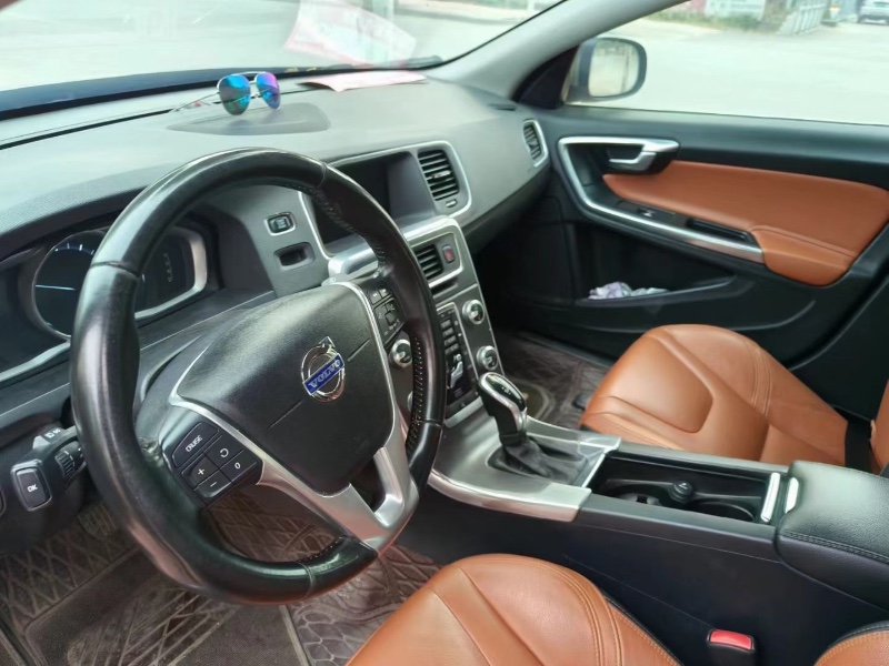 济宁15年沃尔沃S60L2