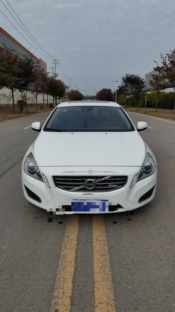 徐州13年沃尔沃S60L1
