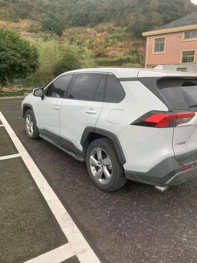 嘉兴23年丰田RAV4荣放7