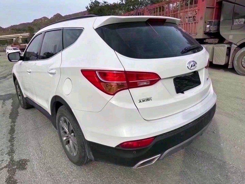 邯郸14年现代新胜达7