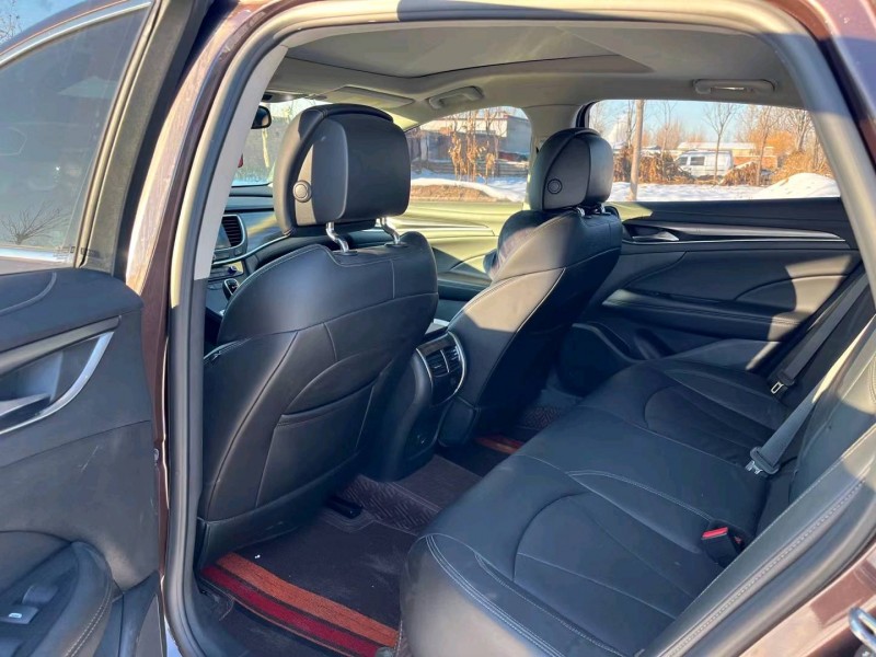 保定18年别克君越4