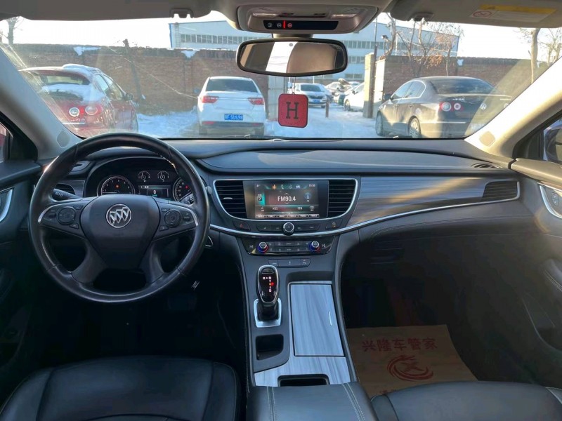 保定18年别克君越5