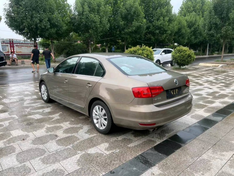 济南16年大众速腾8