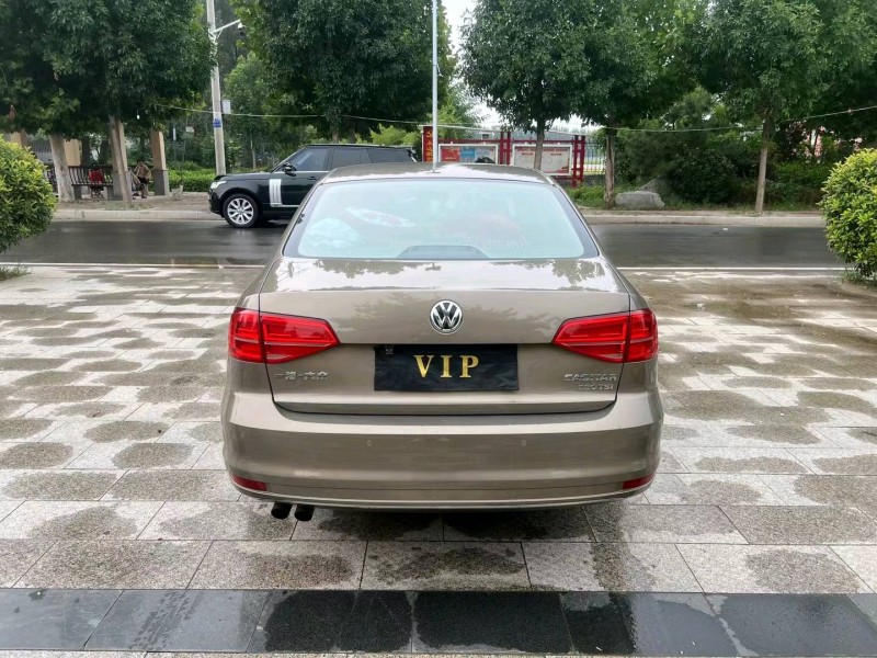 济南16年大众速腾9