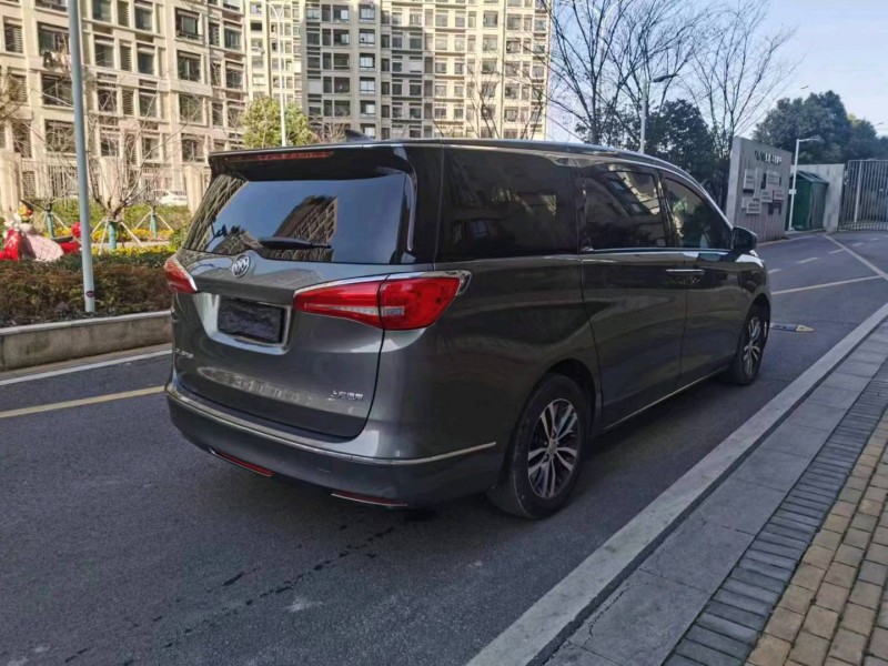 徐州19年别克GL88