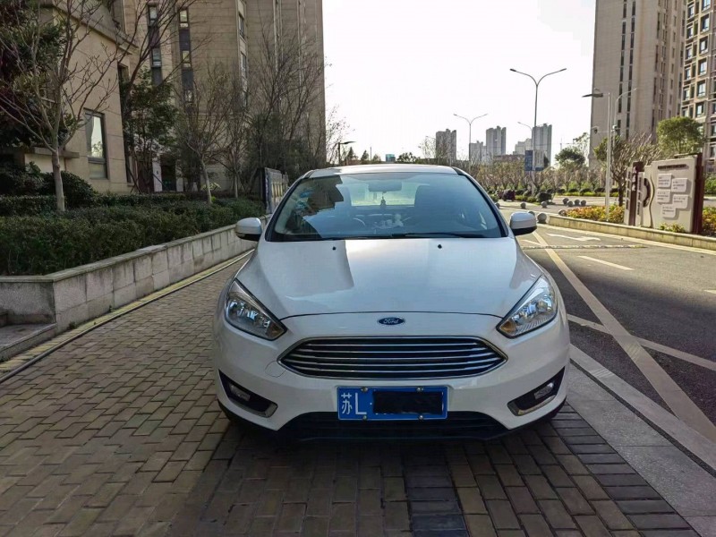 徐州16年福特福克斯1
