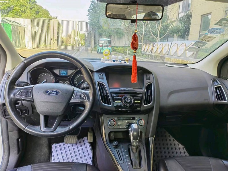 徐州16年福特福克斯4