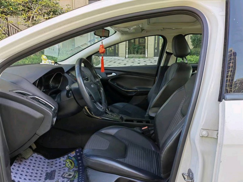 徐州16年福特福克斯6