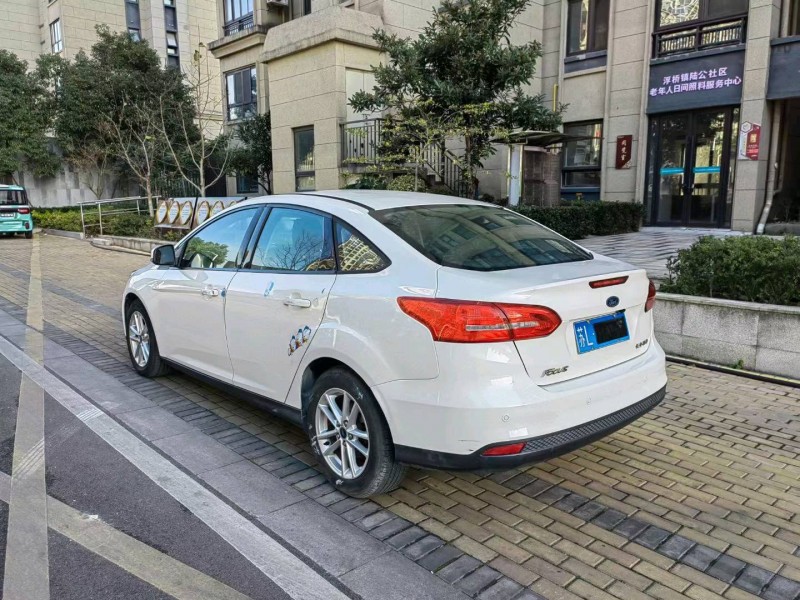 徐州16年福特福克斯7
