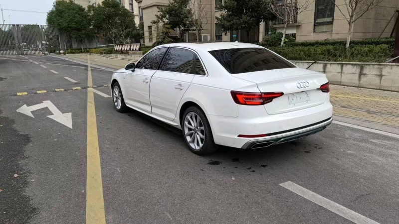 苏州19年奥迪A4L7
