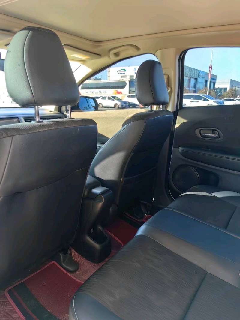 保定22年本田缤智6