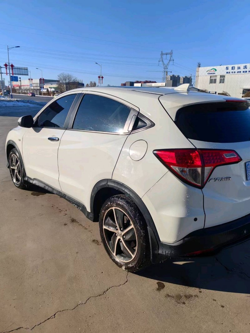 保定22年本田缤智7