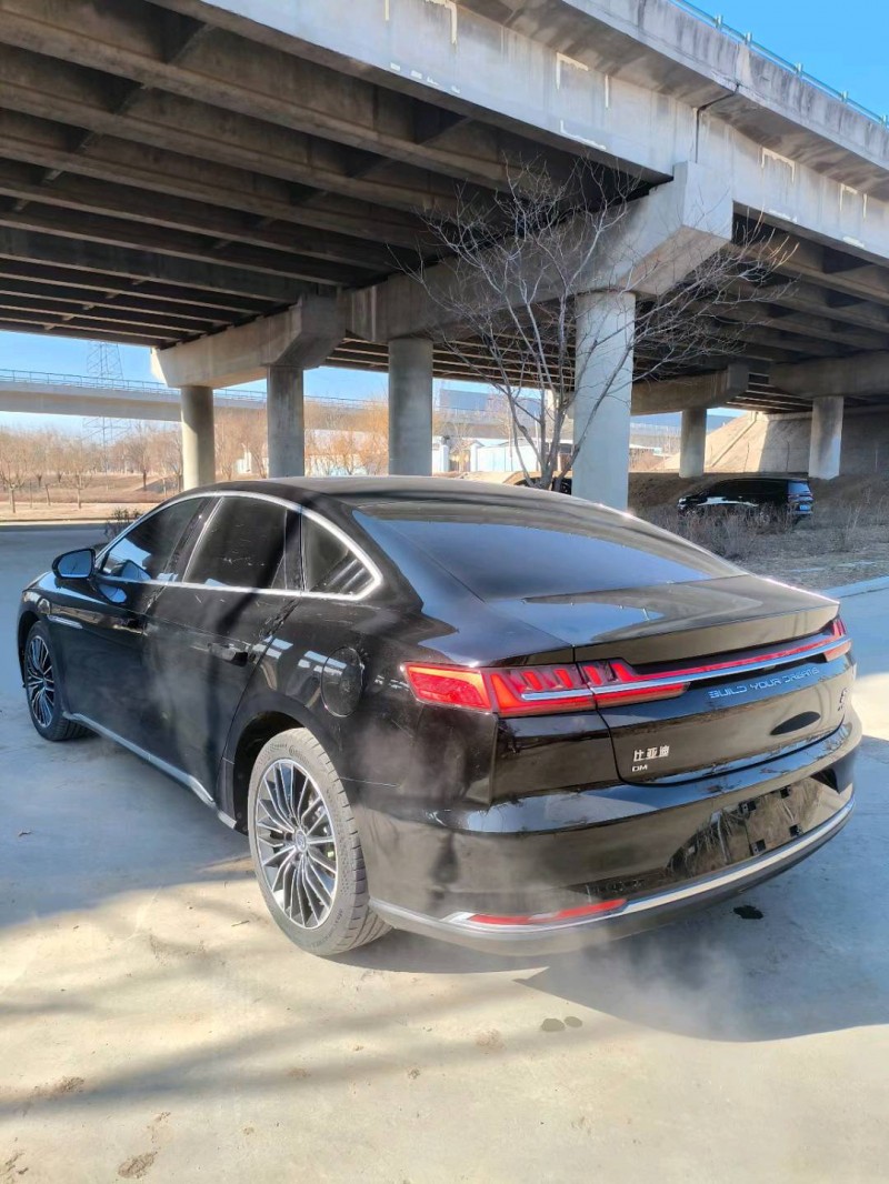 青岛22年比亚迪汉7