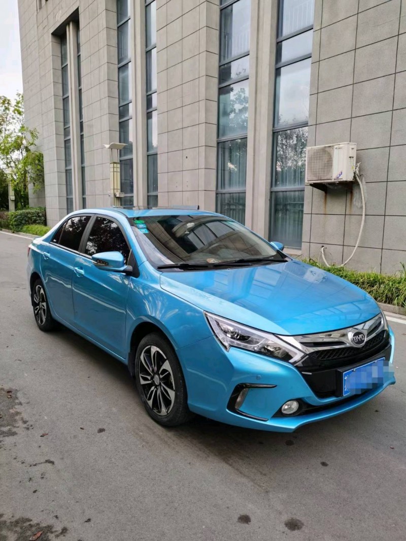 徐州17年比亚迪秦3