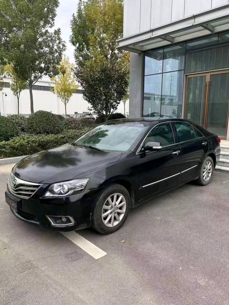 济南15年丰田凯美瑞2