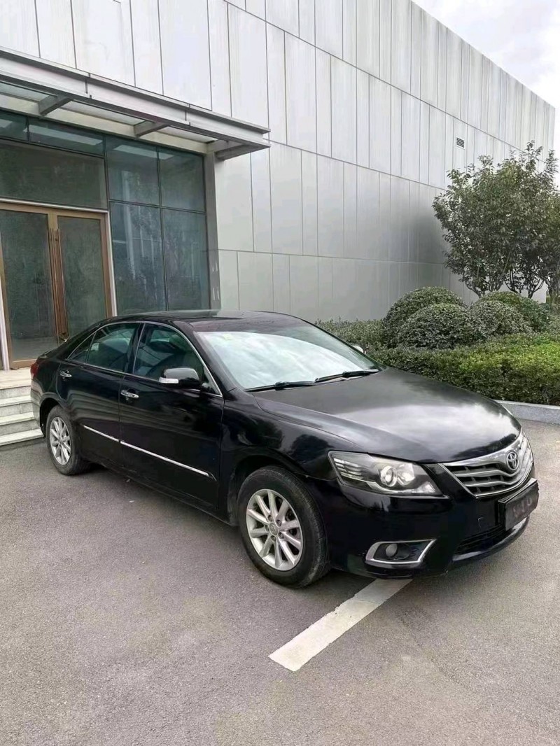 济南15年丰田凯美瑞3