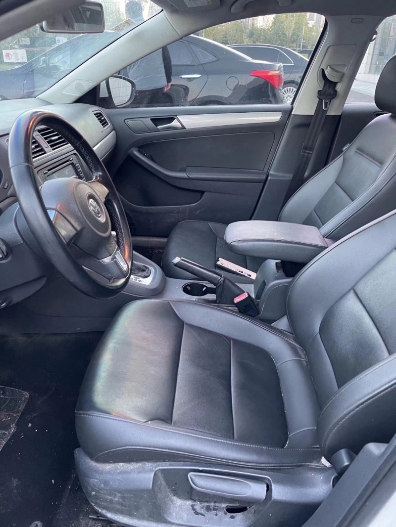 济南15年大众速腾7