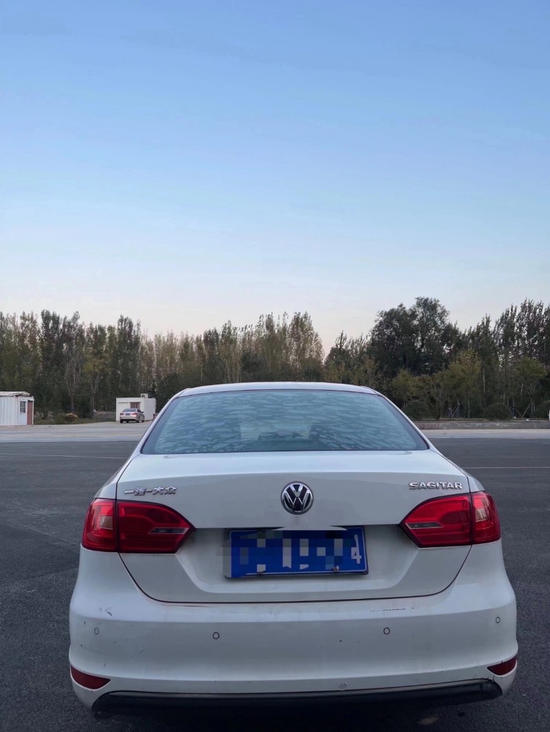 济南15年大众速腾8