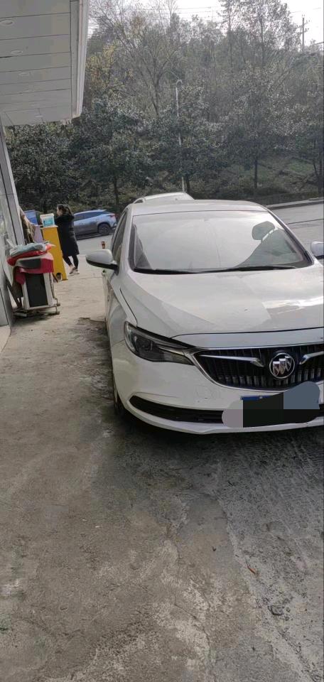 重庆20年别克英朗2