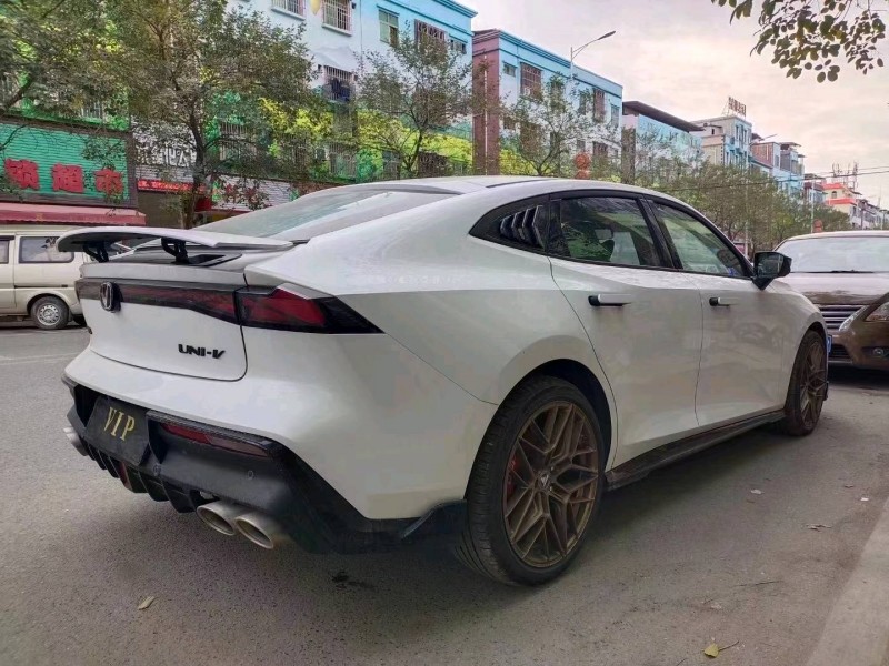 珠海23年长安汽车UNI-V4
