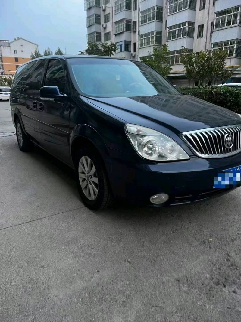 邢台13年别克GL82