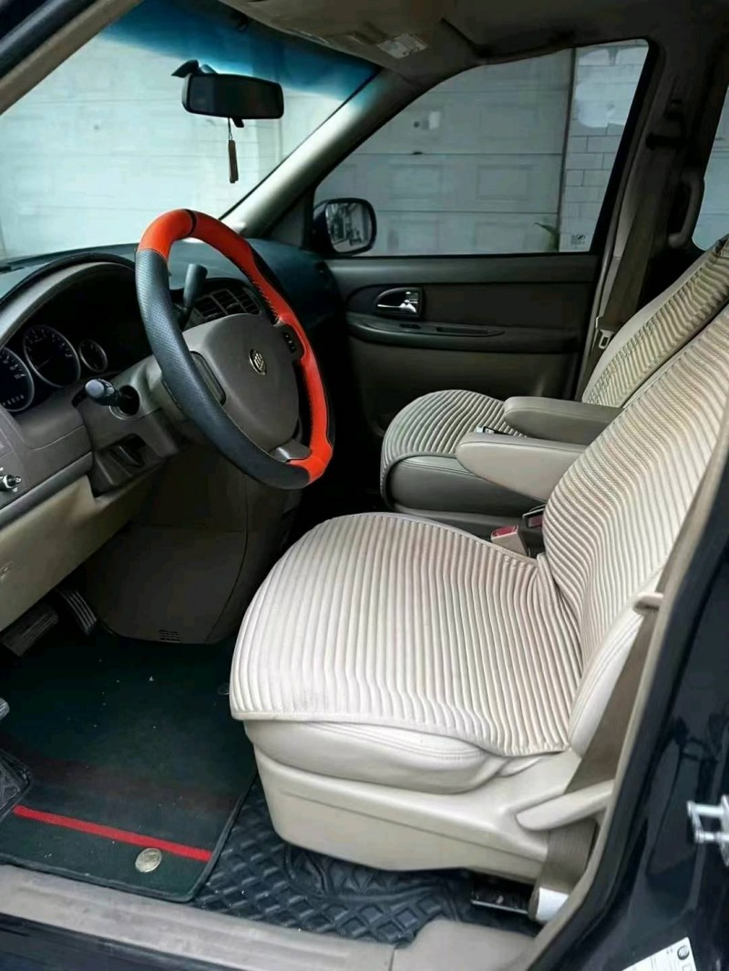 邢台13年别克GL87