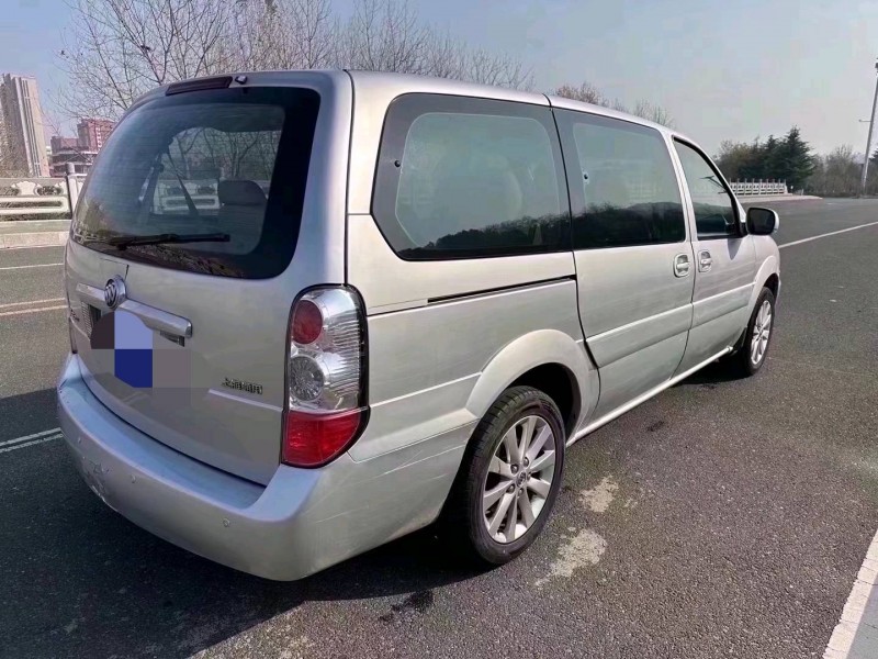 枣庄13年别克GL82