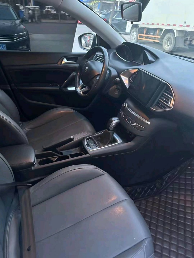 成都15年标致3083