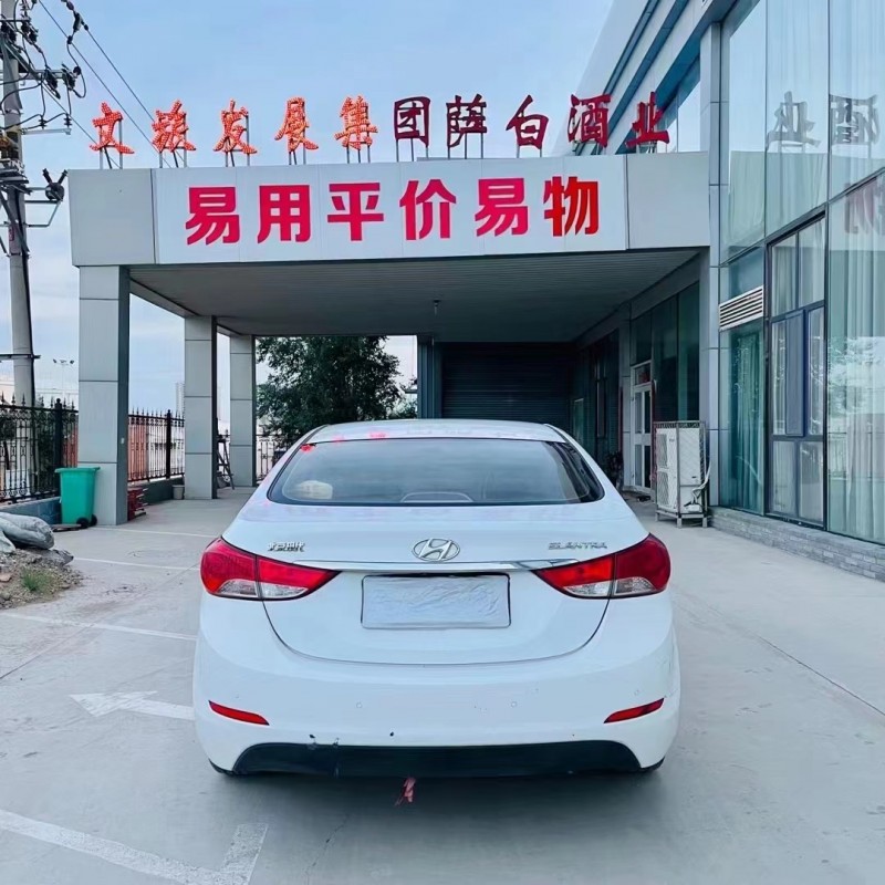 包頭14年現代朗動9