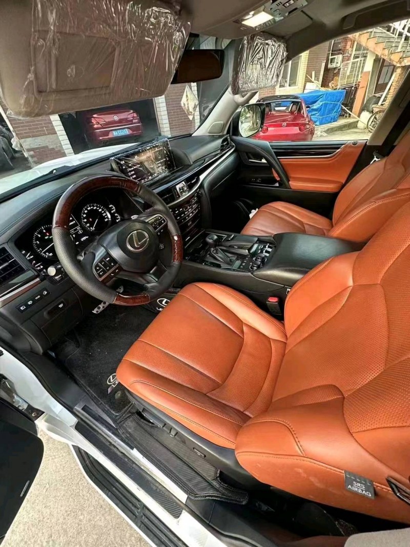 嘉兴17年雷克萨斯LX5