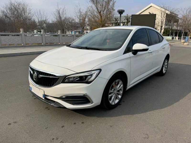 徐州18年别克威朗3