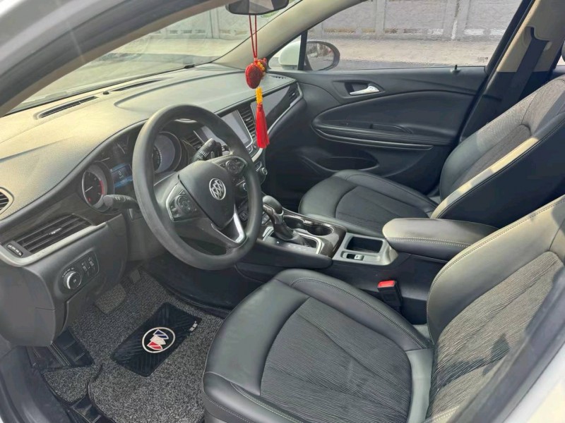 徐州18年别克威朗7