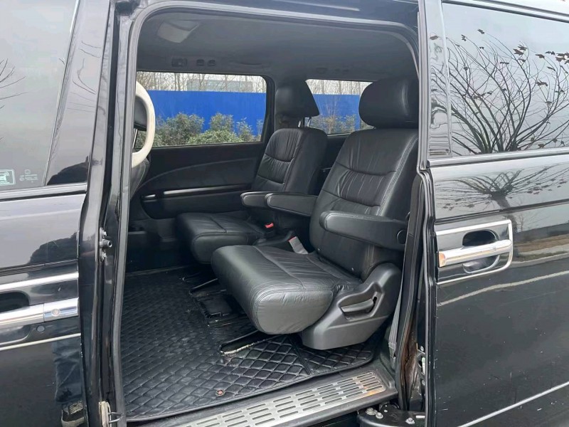 徐州15年本田艾力绅4