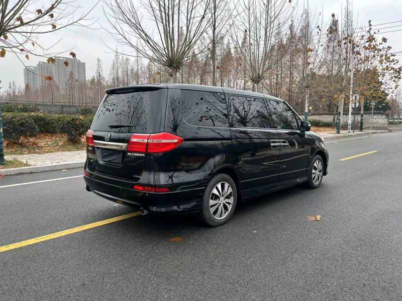 徐州15年本田艾力绅8