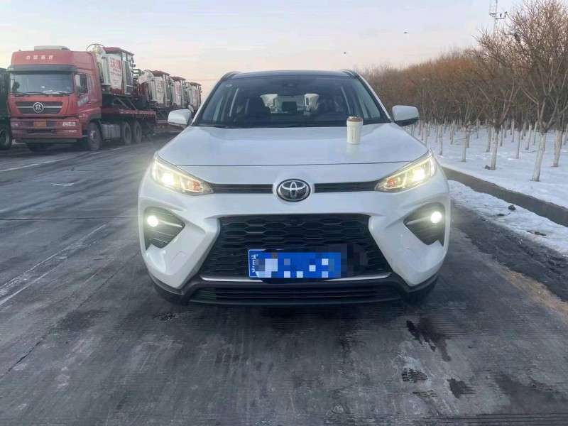 保定23年丰田威兰达1