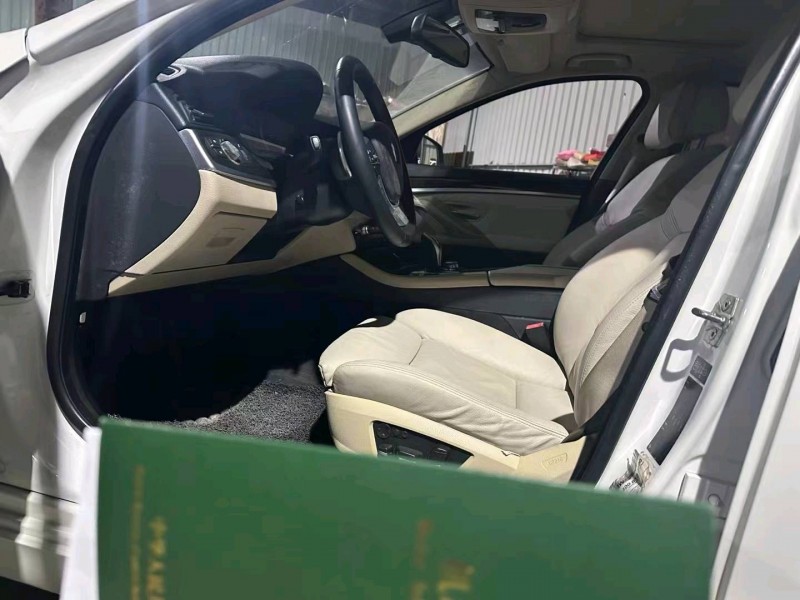 广州11年宝马5系3