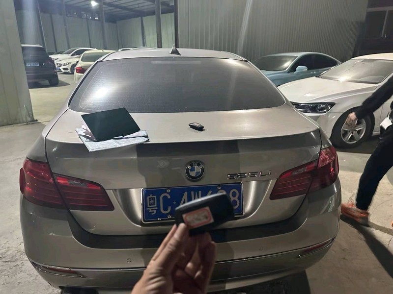 广州15年宝马5系7